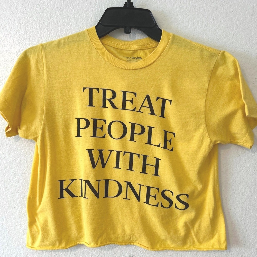 Harry Styles Treat People With Kindness Festival Yellow Crop Top T-Shirt SZ S